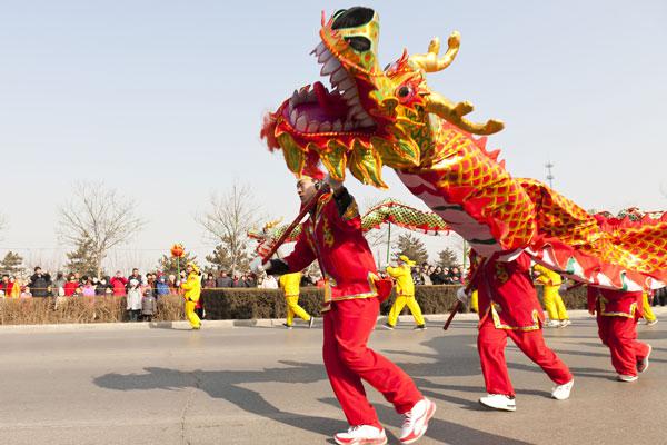 La danse du dragon du Nouvel An chinois