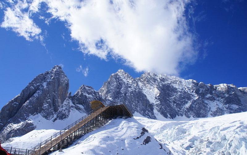 La montagne du Dragon de Jade